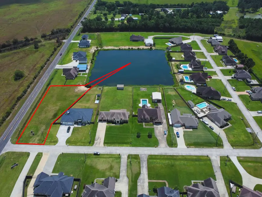 3605 Town Lake Blvd, Orange, TX 77630 - #3