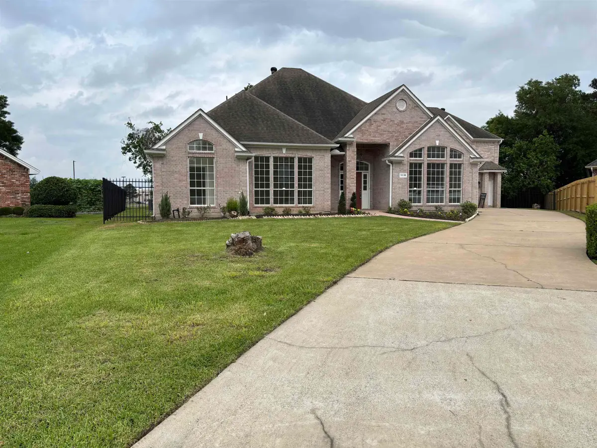 5550 Briar Creek Dr, Beaumont, TX 77706 - #1