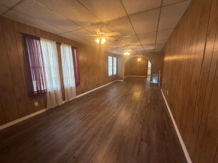 1105 Avenue B, Port Neches, TX 77651 - #2