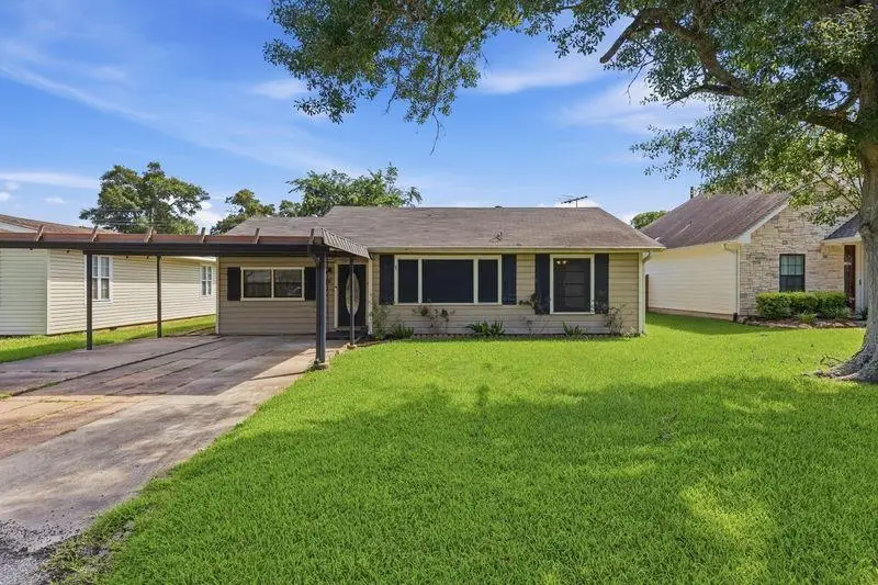 719 S 9th ST, Nederland, TX 77627 - #1