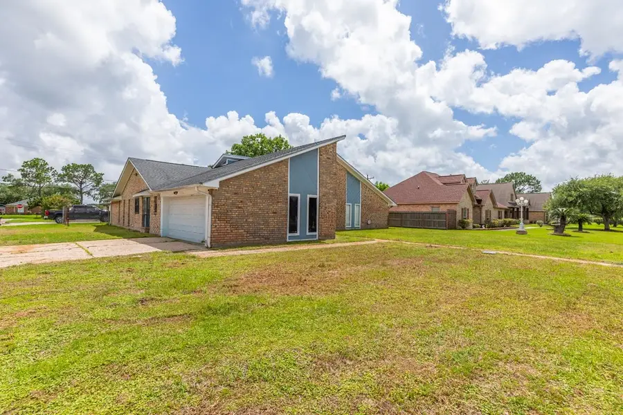 2120 Waverly Circle, Port Arthur, TX 77640 - #3