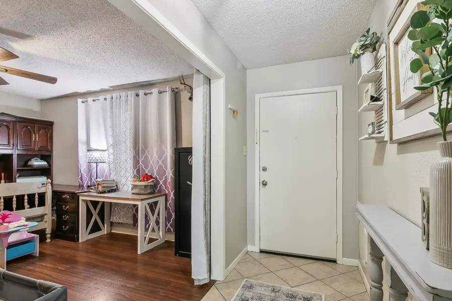 1907 W Kirby Ave, Orange, TX 77630 - #3
