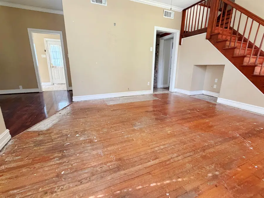 4600 Wilson St, Groves, TX 77619 - #3