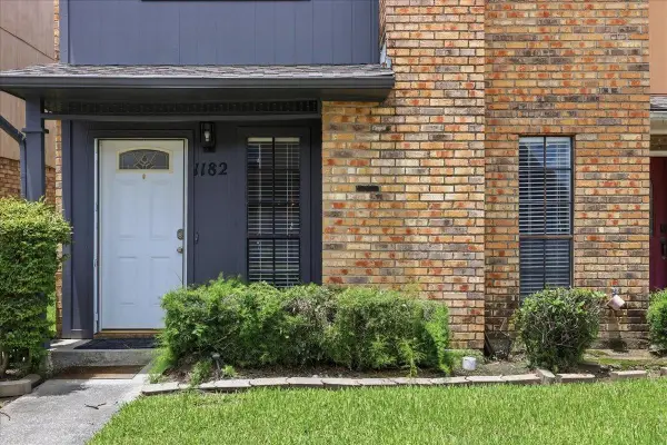 1182 Green Meadow St., Beaumont, TX 77706