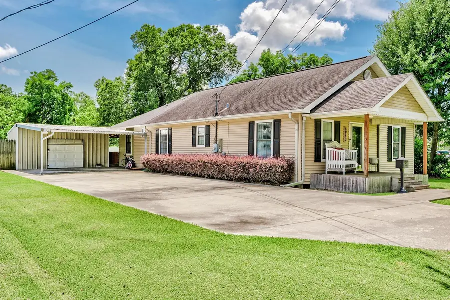 4943 Wilson, Groves, TX 77619 - #2