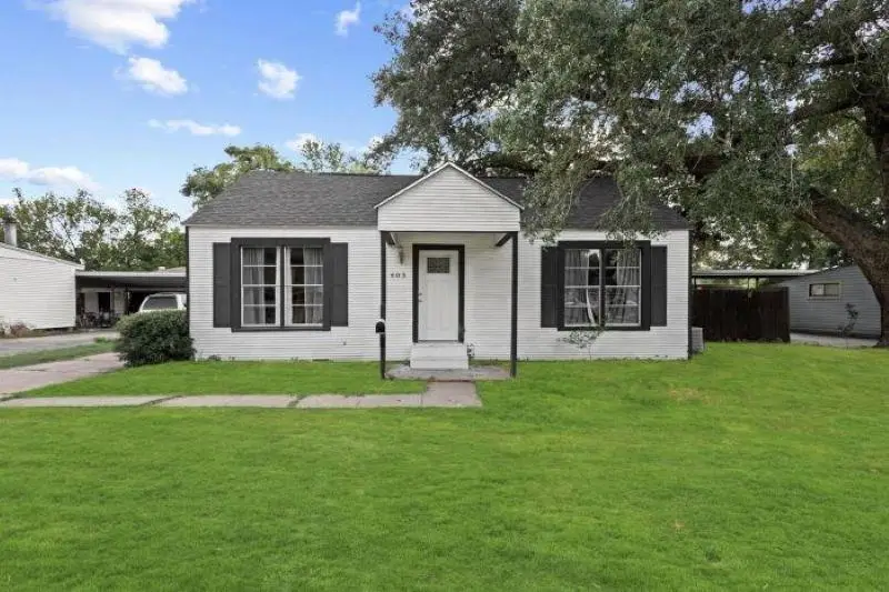 603 S 12th, Nederland, TX 77627 - #1