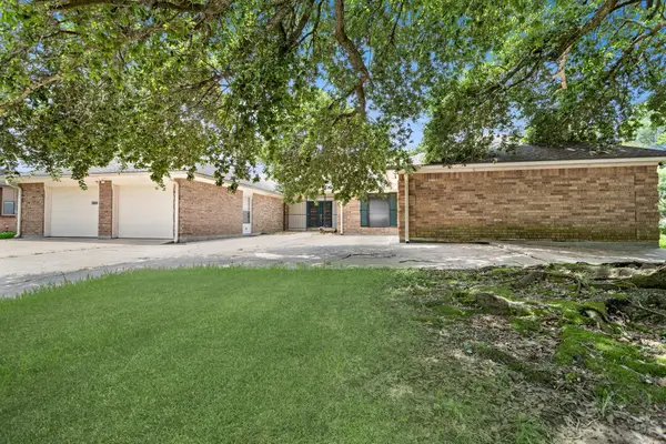 2065 Belvedere, Beaumont, TX 77706