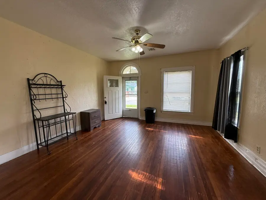 2286 Rusk Street, Beaumont, TX 77701 - #3