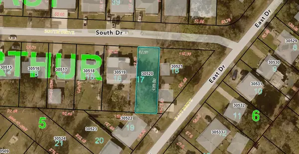 3027 South Drive, Groves, TX 77619