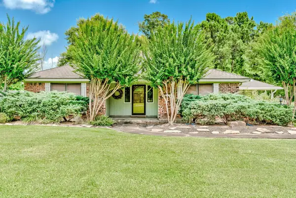 4329 Valhalla Ln, Orange, TX 77630