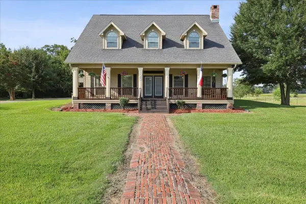 225 LOCH LOMOND, Bridge City, TX 77611