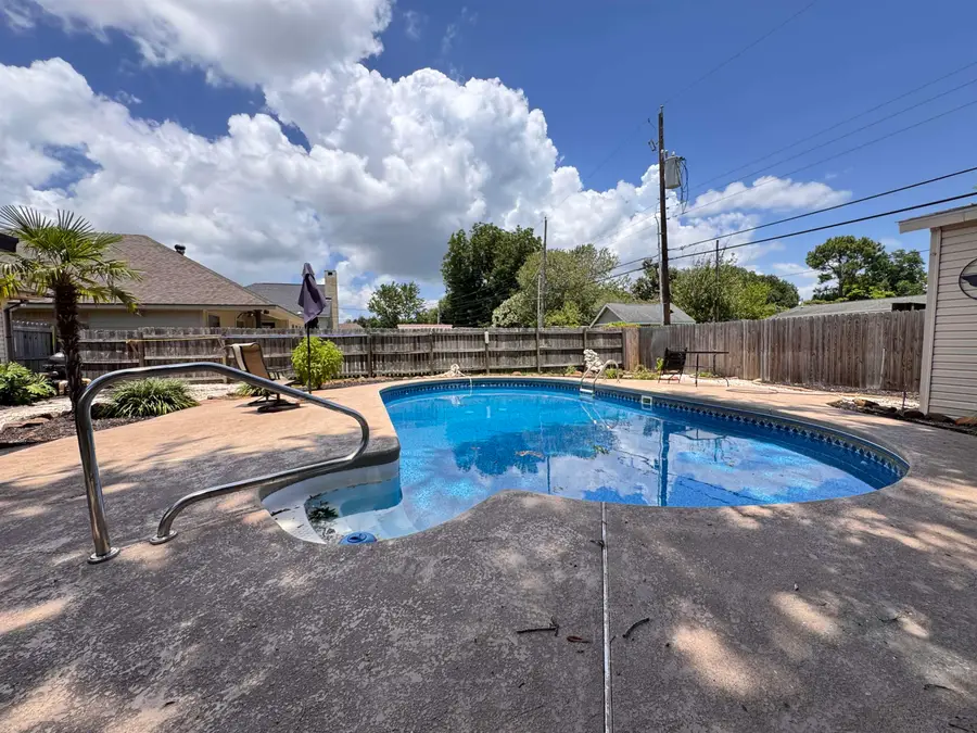 211 S 5  st, Nederland, TX 77627 - #3