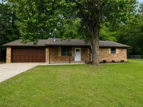 917 W Wildwood, Village Mills, TX 77663