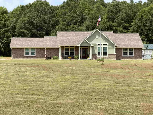 7816 McDonald Ln., Silsbee, TX 77656