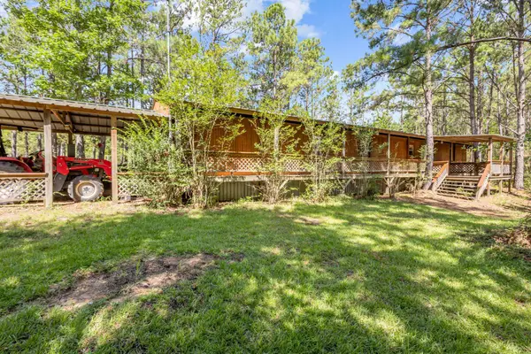 9250 E FM 942, Livingston, TX 77351