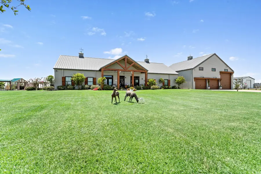 3890 S Pine Island RD, Beaumont, TX 77713 - #3
