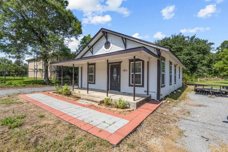5295 N Main St, Vidor, TX 77662 - #3