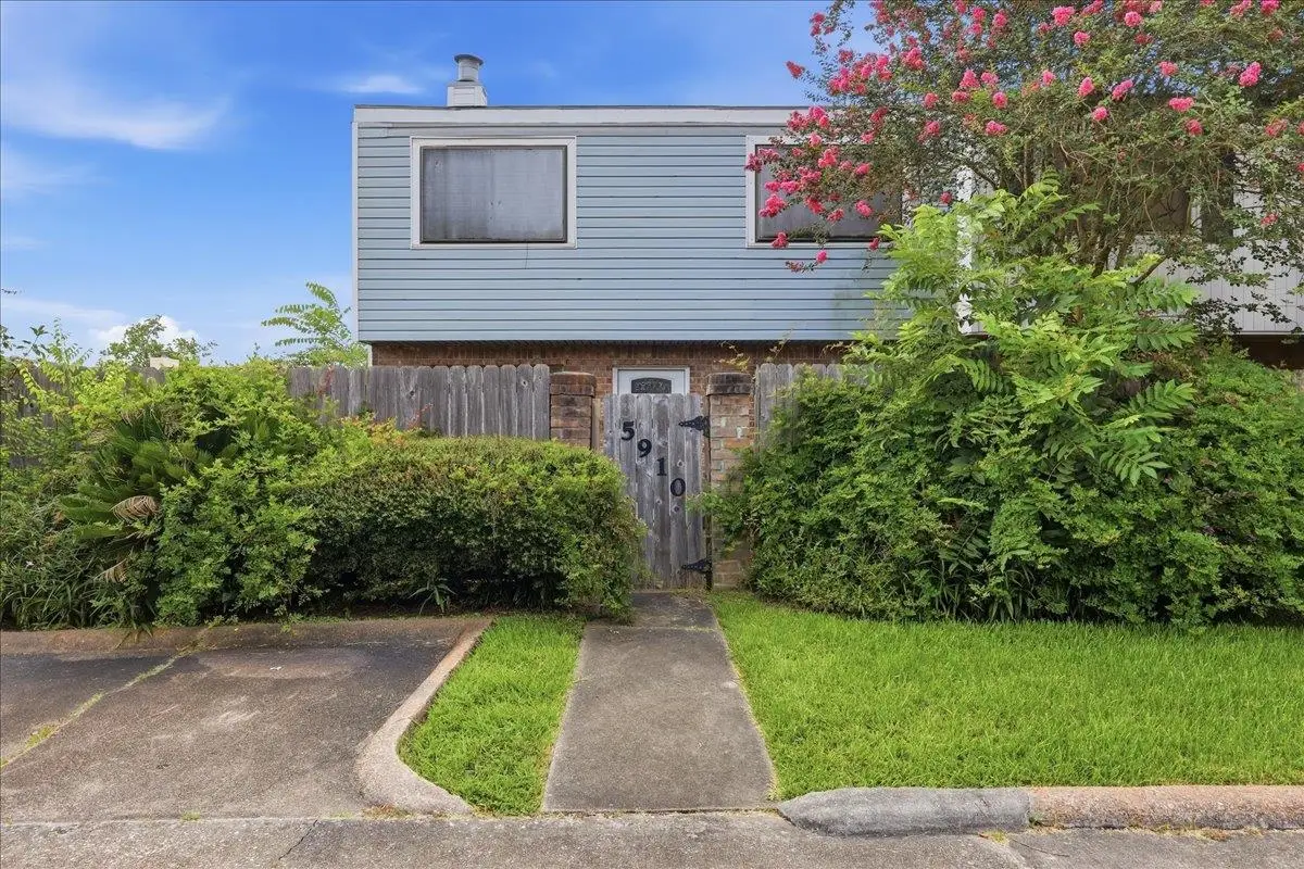 5910 Fairmeadow, Beaumont, TX 77707 - #1