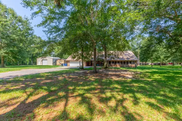 2231 Neyland, Silsbee, TX 77656