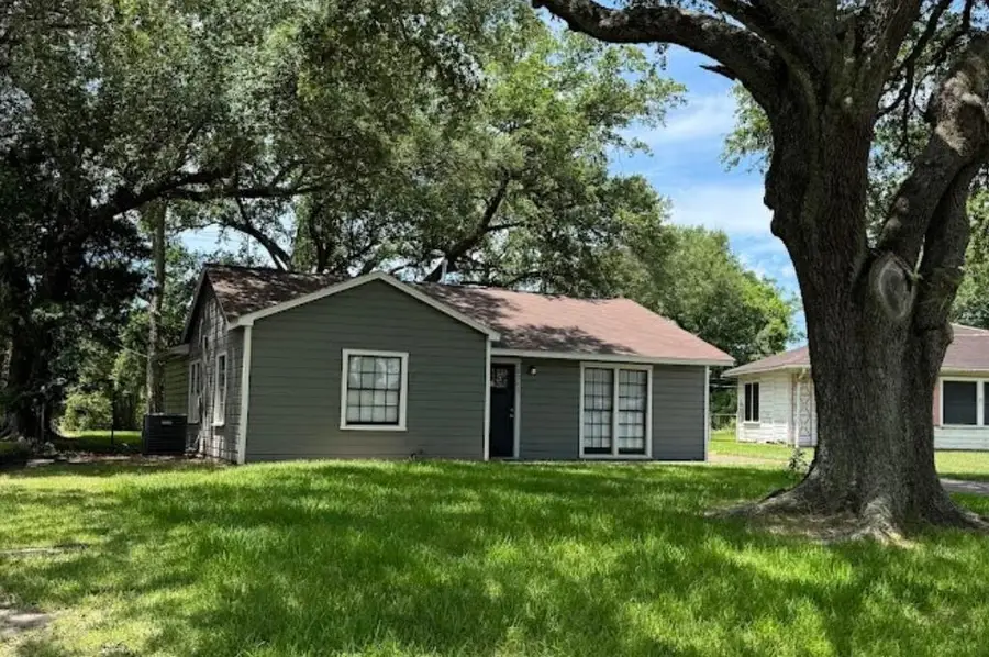 2203 Westway St, Orange, TX 77630 - #2