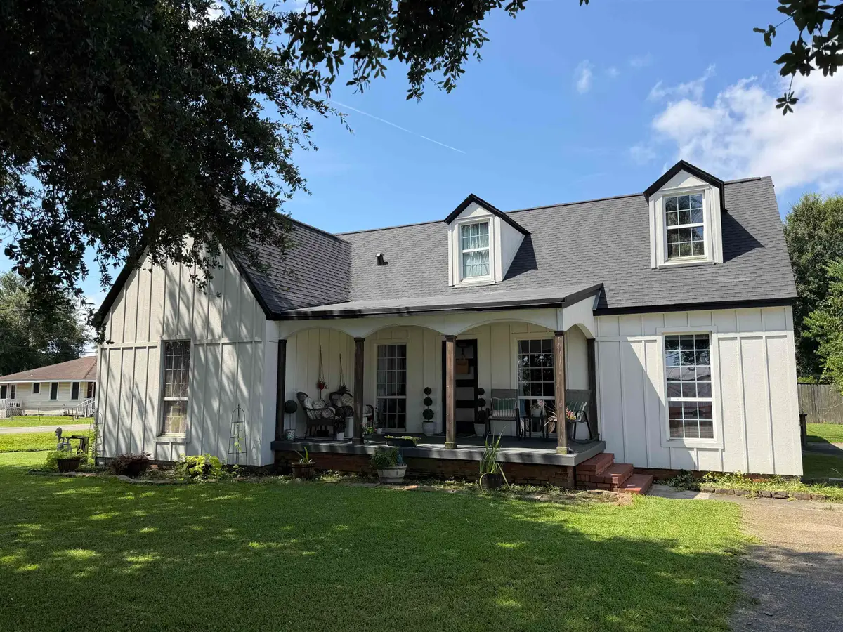 3801 Pure Atlantic Rd, Groves, TX 77619 - #1