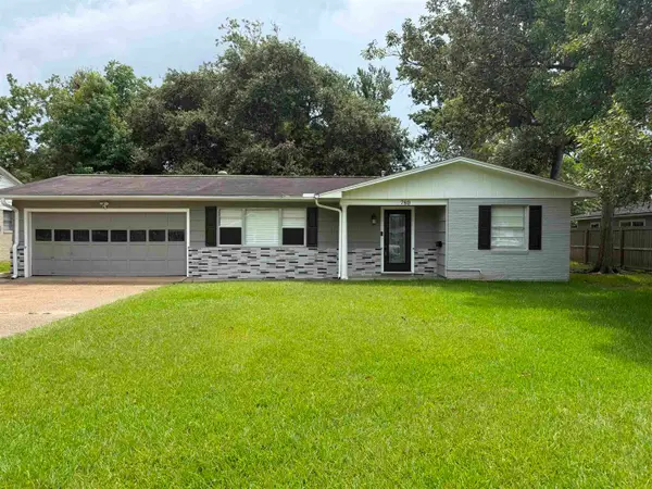 780 Wade, Beaumont, TX 77706