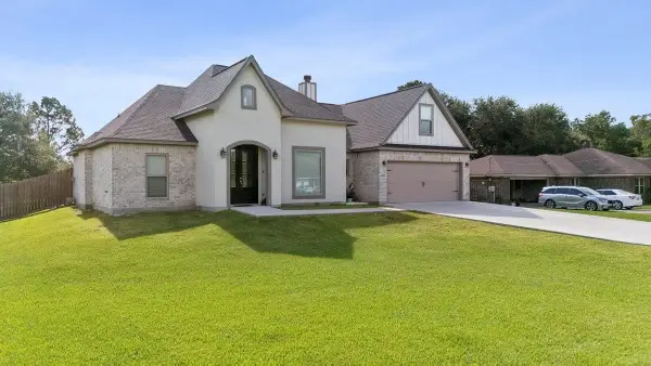 11560 Davidson 11560 Davidson Dr., Beaumont, TX 77705