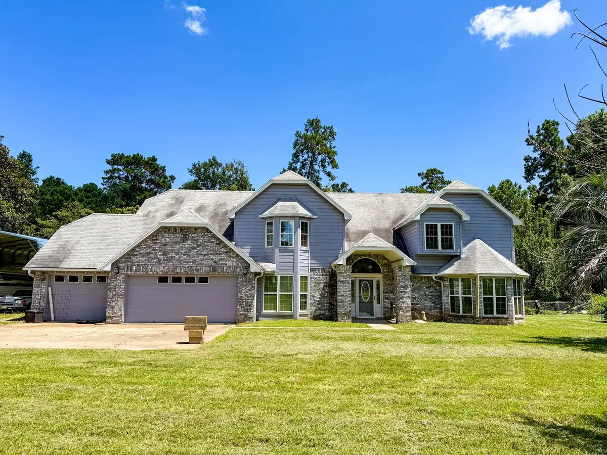 9403 Twin Lakes Dr, Orange, TX 77632 - #1