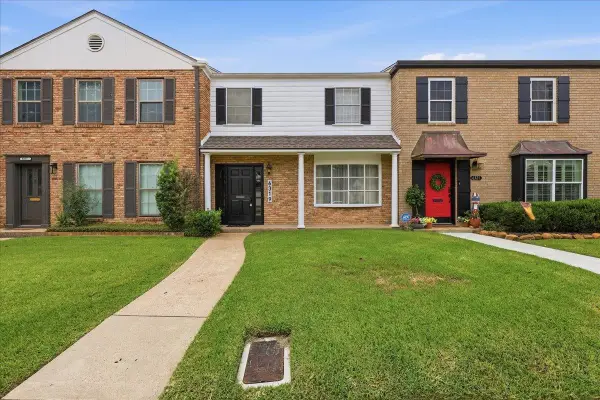 6319 Ivanhoe Lane, Beaumont, TX 77706