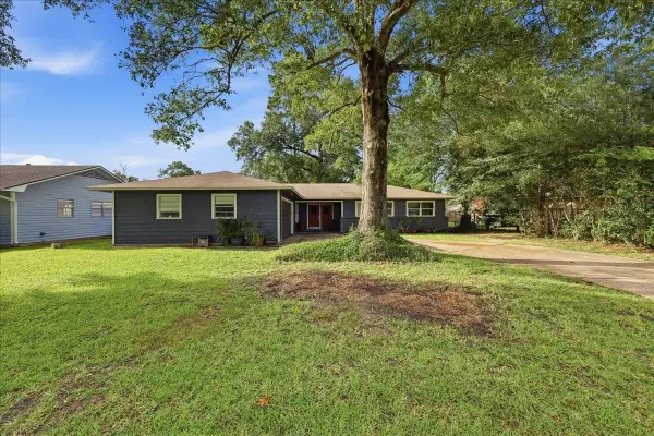 4620 Dellwood, Beaumont, TX 77706