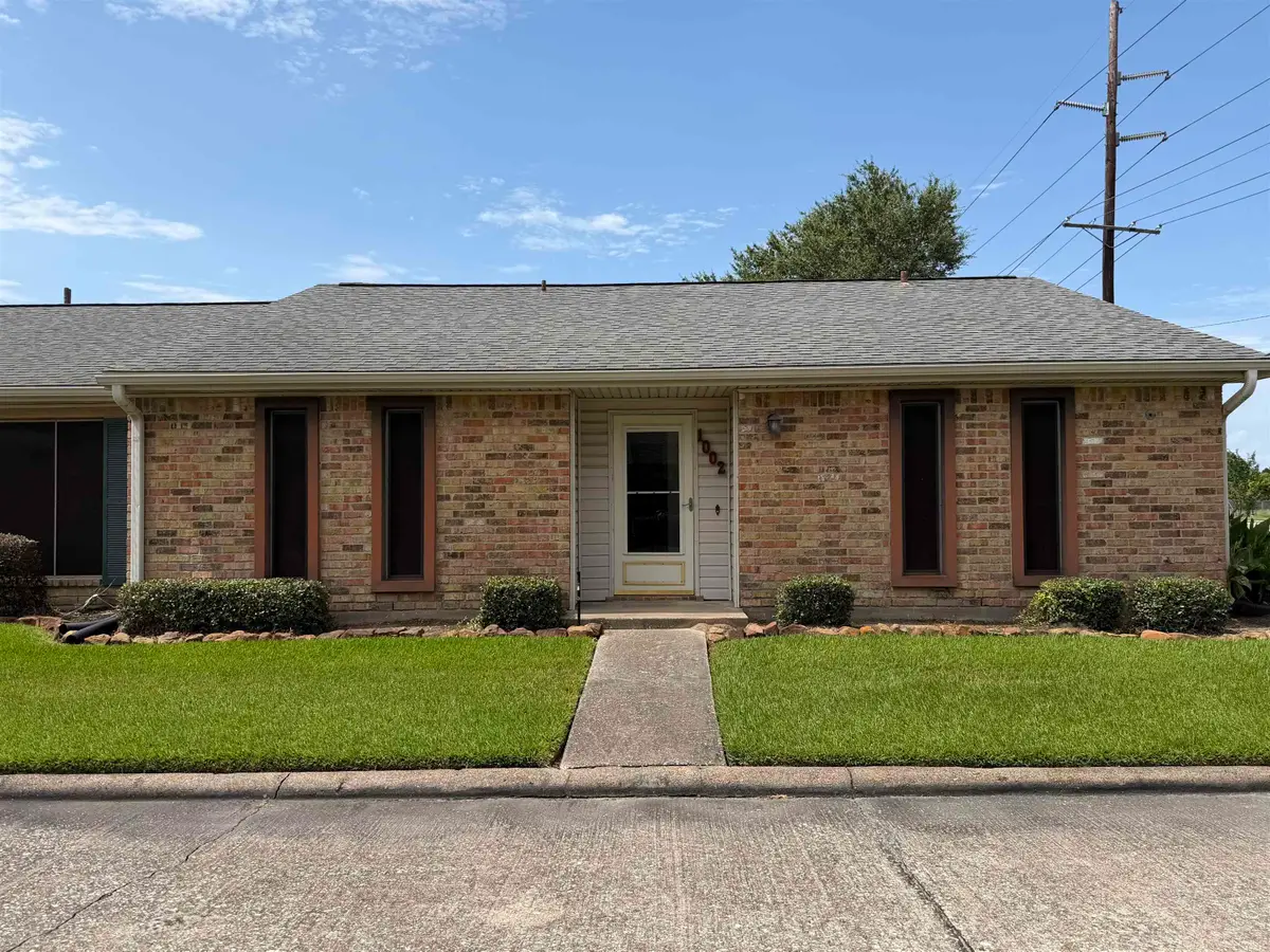 1002 Park Meadow Dr, Beaumont, TX 77706-3922 - #1