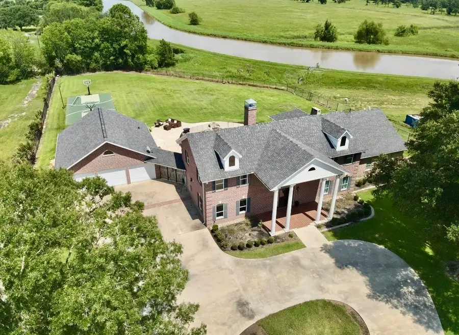 1132 Moore Rd, Beaumont, TX 77713 - #3