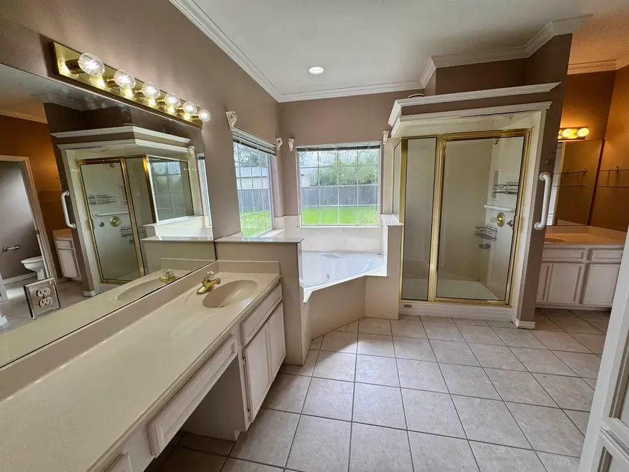 3720 Champions Drive, Beaumont, TX 77706-2008 - #3