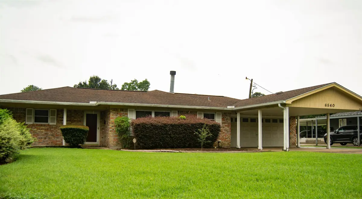 6840 Howe, Groves, TX 77619 - #1