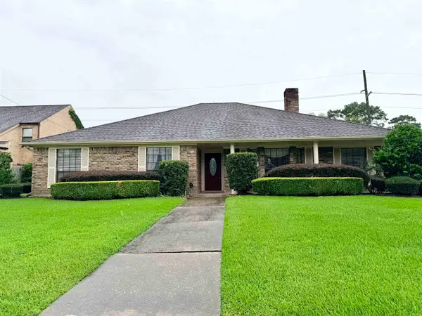 4675 Elmhurst Dr., Beaumont, TX 77706