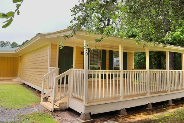 970 Mayhaw, Vidor, TX 77662