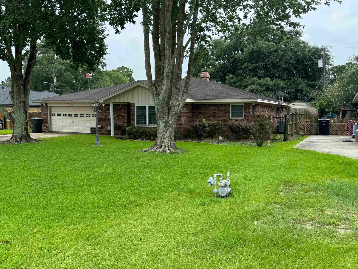 1805 N 30th Street, Nederland, TX 77627 - #1