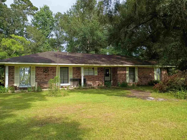 10873 Peck Rd, Lumberton, TX 77657
