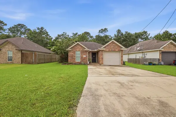 6641 Westwood Village Drive, Lumberton, TX 77657