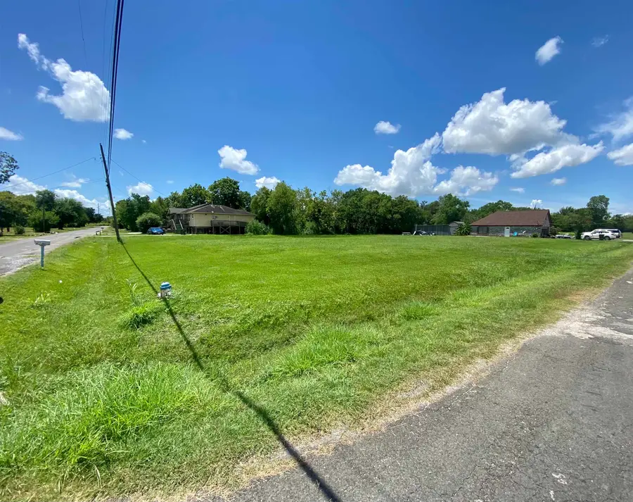 445 Hall St., Port Arthur, TX 77640 - #3
