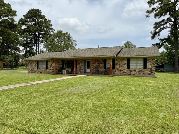 435 Lindsey St., Kountze, TX 77625-9349