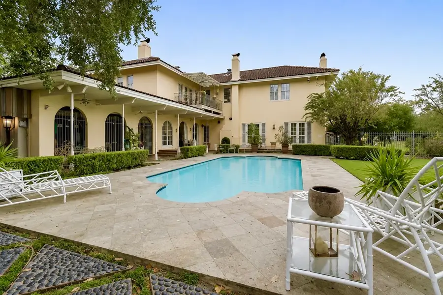 103 W CALDWOOD DR, Beaumont, TX 77707 - #2