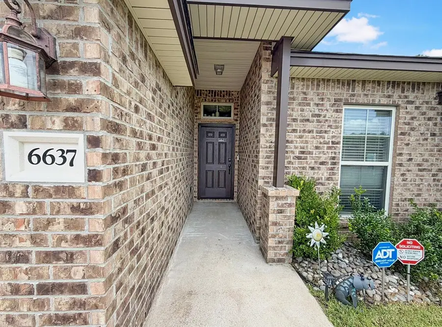 6637 Westwood Village Drive, Lumberton, TX 77657 - #2