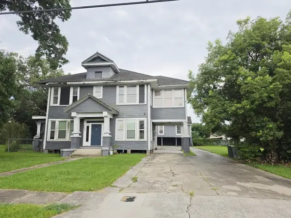 2265 Broadway Street, Beaumont, TX 77701