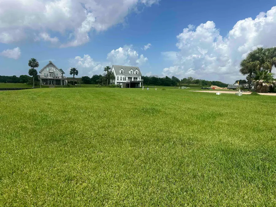 400 Island Way, Port Arthur, TX 77640 - #2
