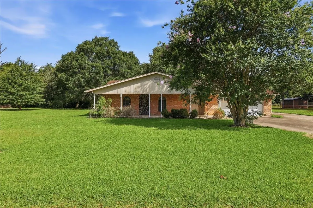 252 Cherry Ln, Bridge City, TX 77611 - #1