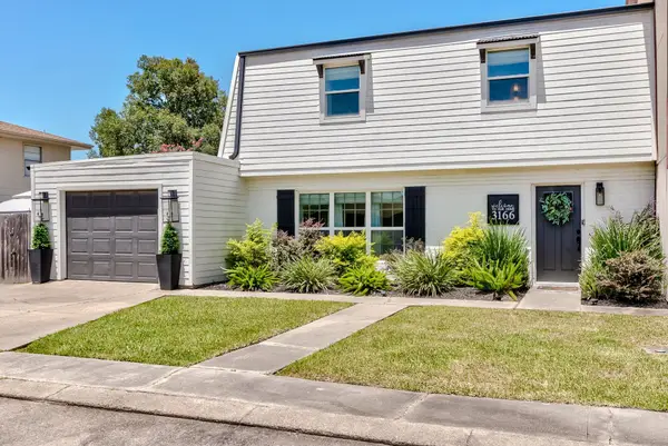 3166 Andes, Port Neches, TX 77651