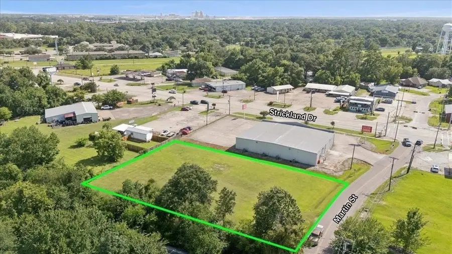 3125 Martin St, Orange, TX 77630 - #2