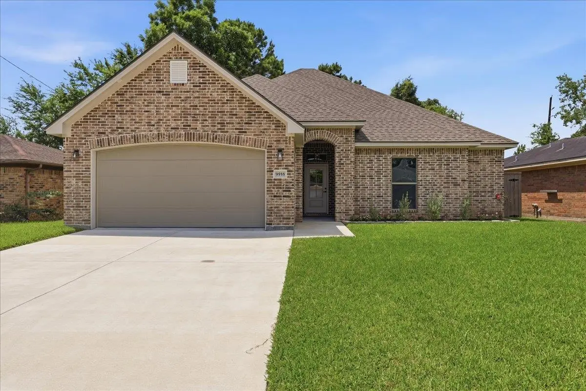 9555 LANDIS DR, Beaumont, TX 77706 - #1