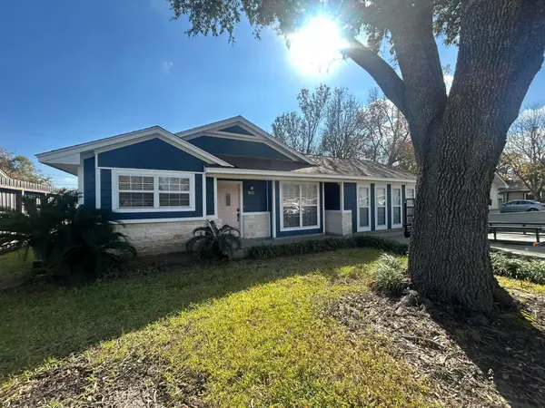 1833 Maple, Orange, TX 77632